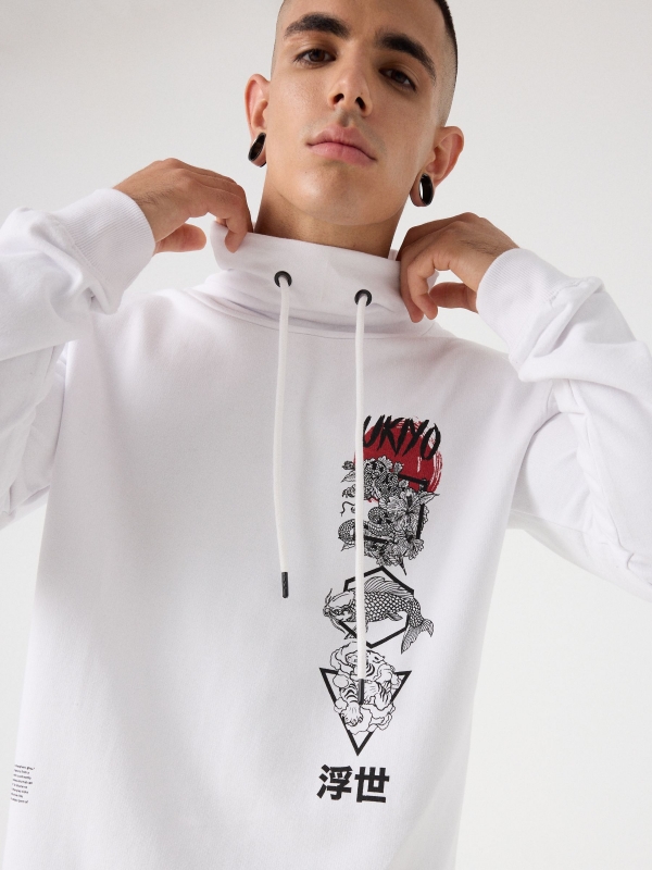 Sweatshirt estampa oriental branco vista detalhe