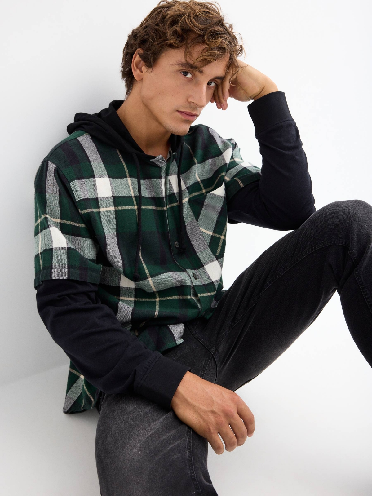 Combined checked shirt dark green detail view