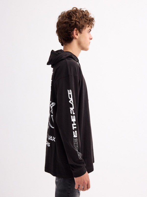 Space print hooded t-shirt black detail view