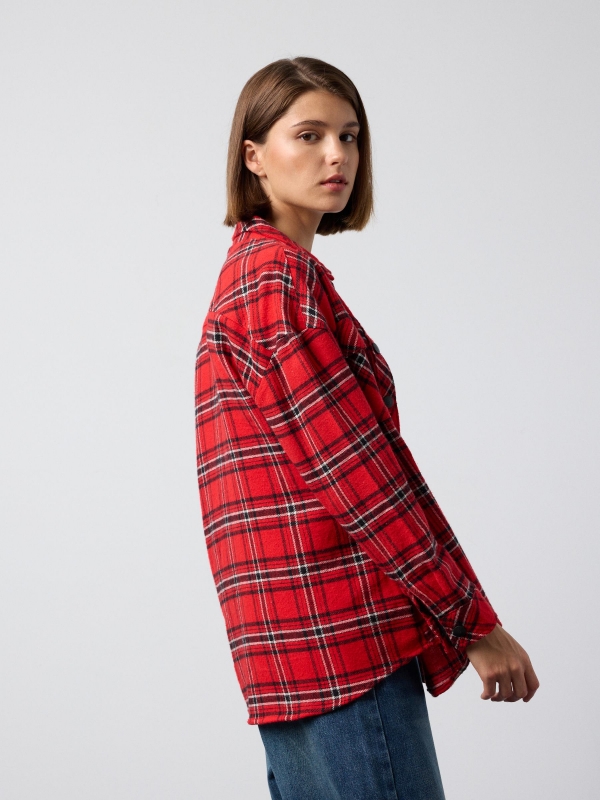 Plaid overshirt red detail view