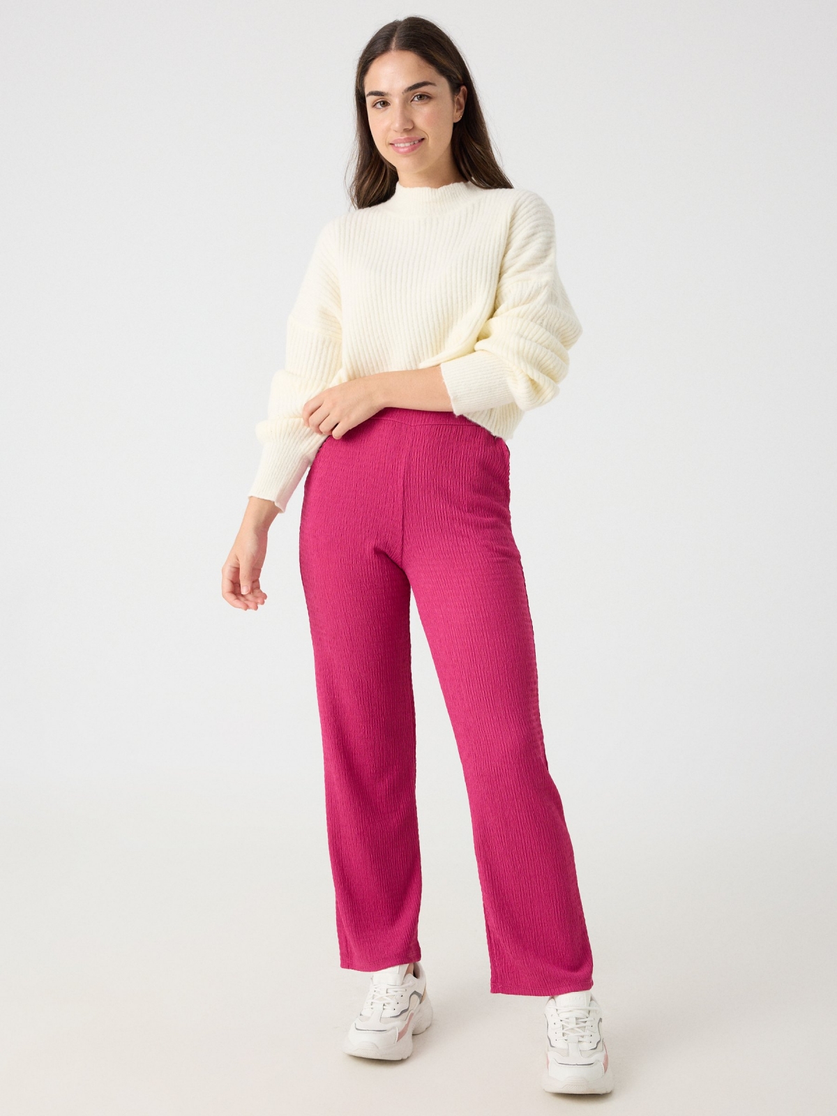 Textured black wide leg pantalon fuchsia front view