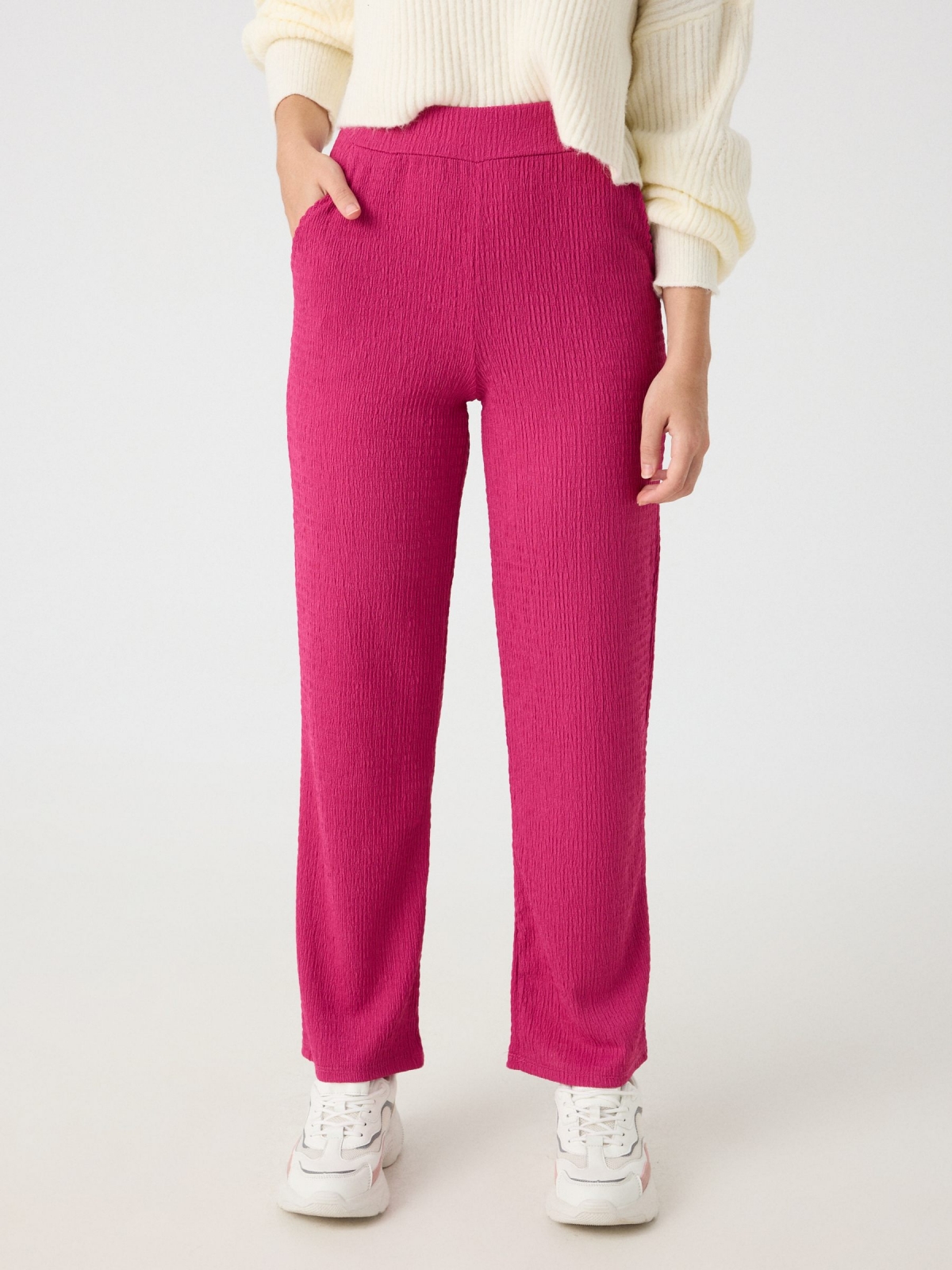 Textured black wide leg pantalon fuchsia middle front view