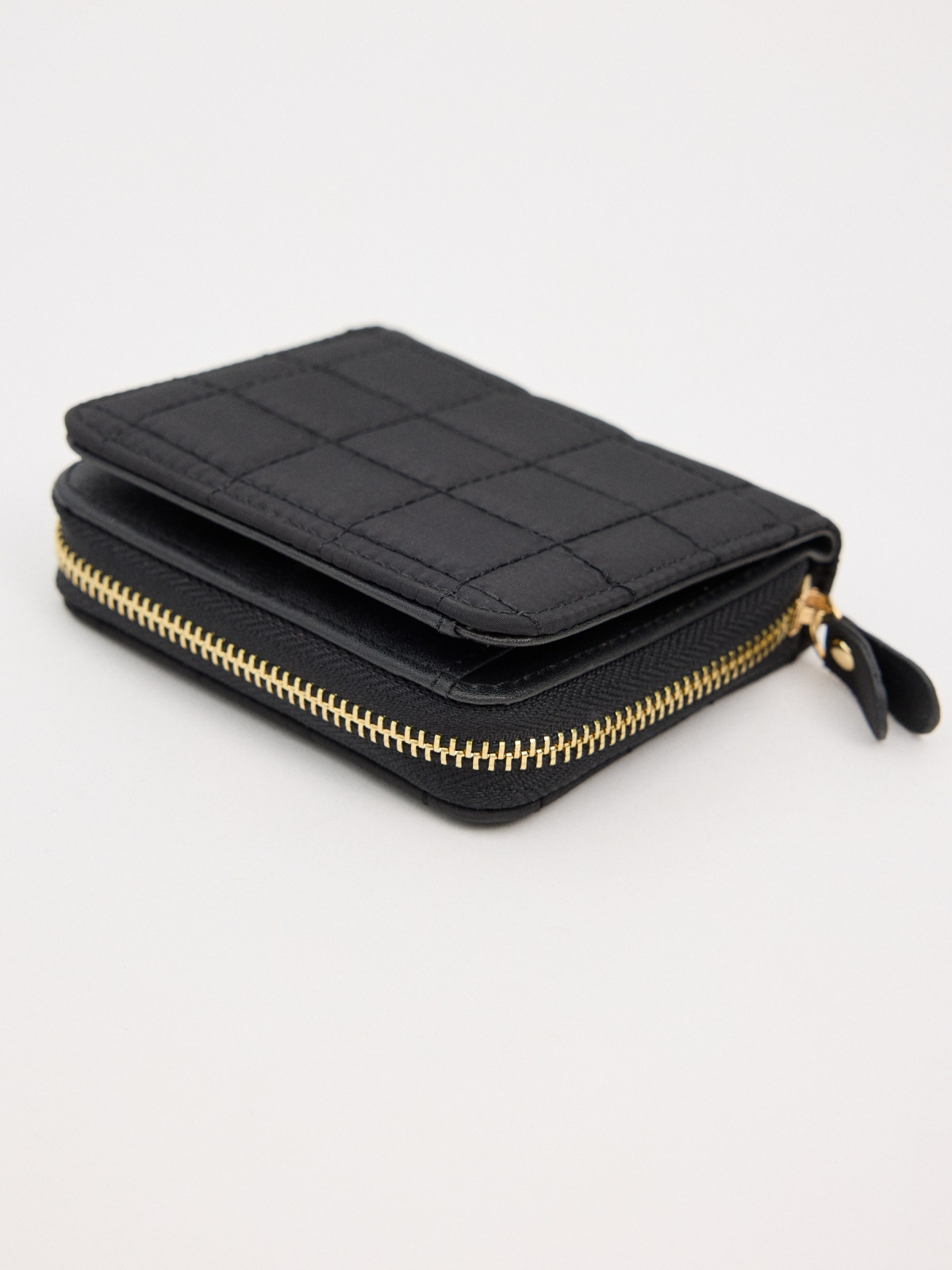 Quilted nylon wallet black detail view