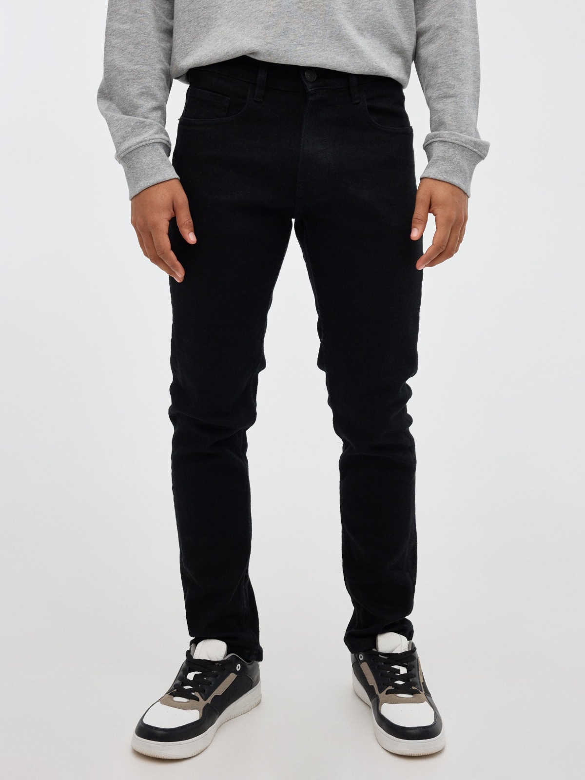 Jeans slim negros negro vista media frontal