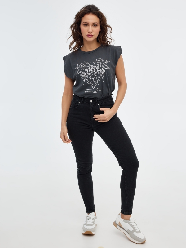 Camiseta True Love gris oscuro vista general frontal