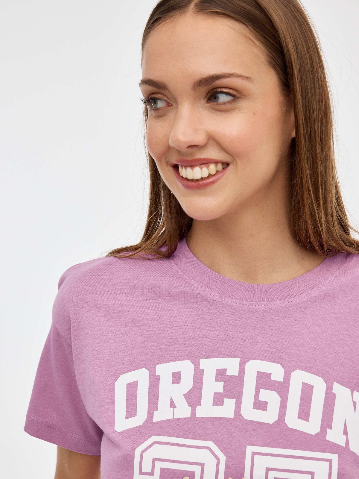 Oregon 25 crop top purple foreground