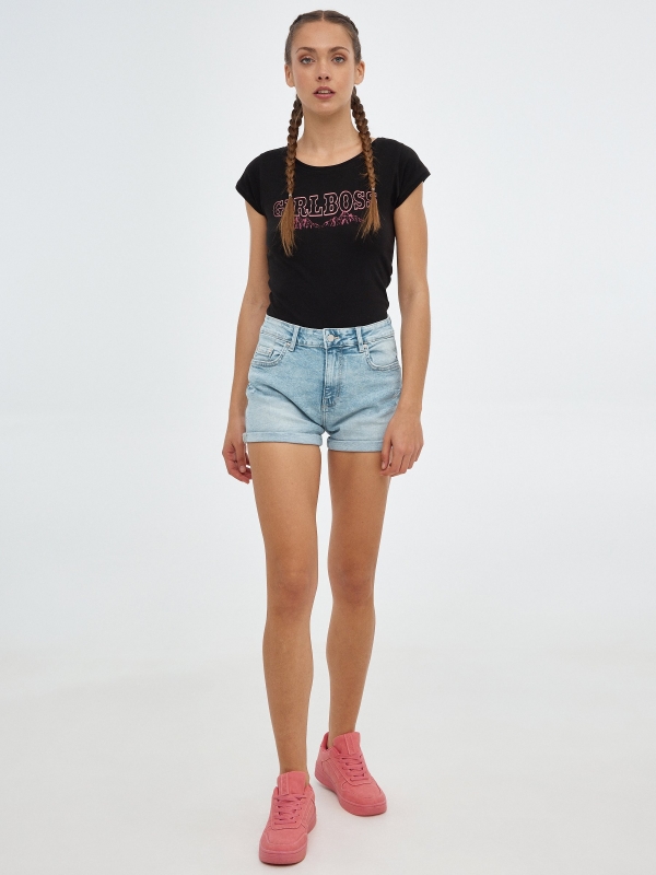 Camiseta print Girlboss negro vista general frontal