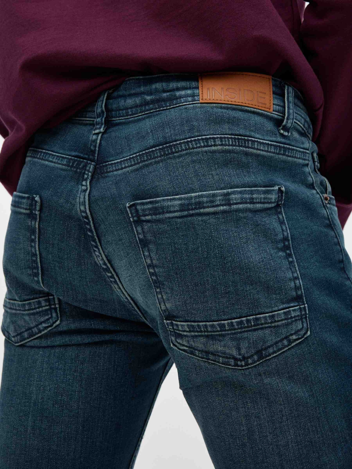 Dark blue slim jeans blue detail view