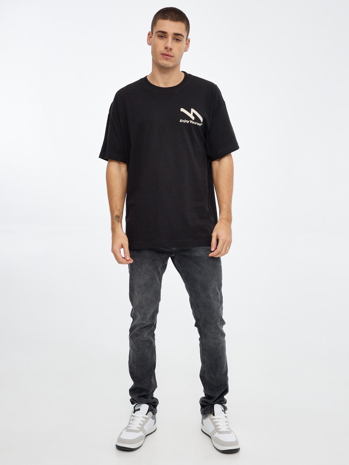 T-shirt com impressão Enjoy Yourself preto vista geral frontal
