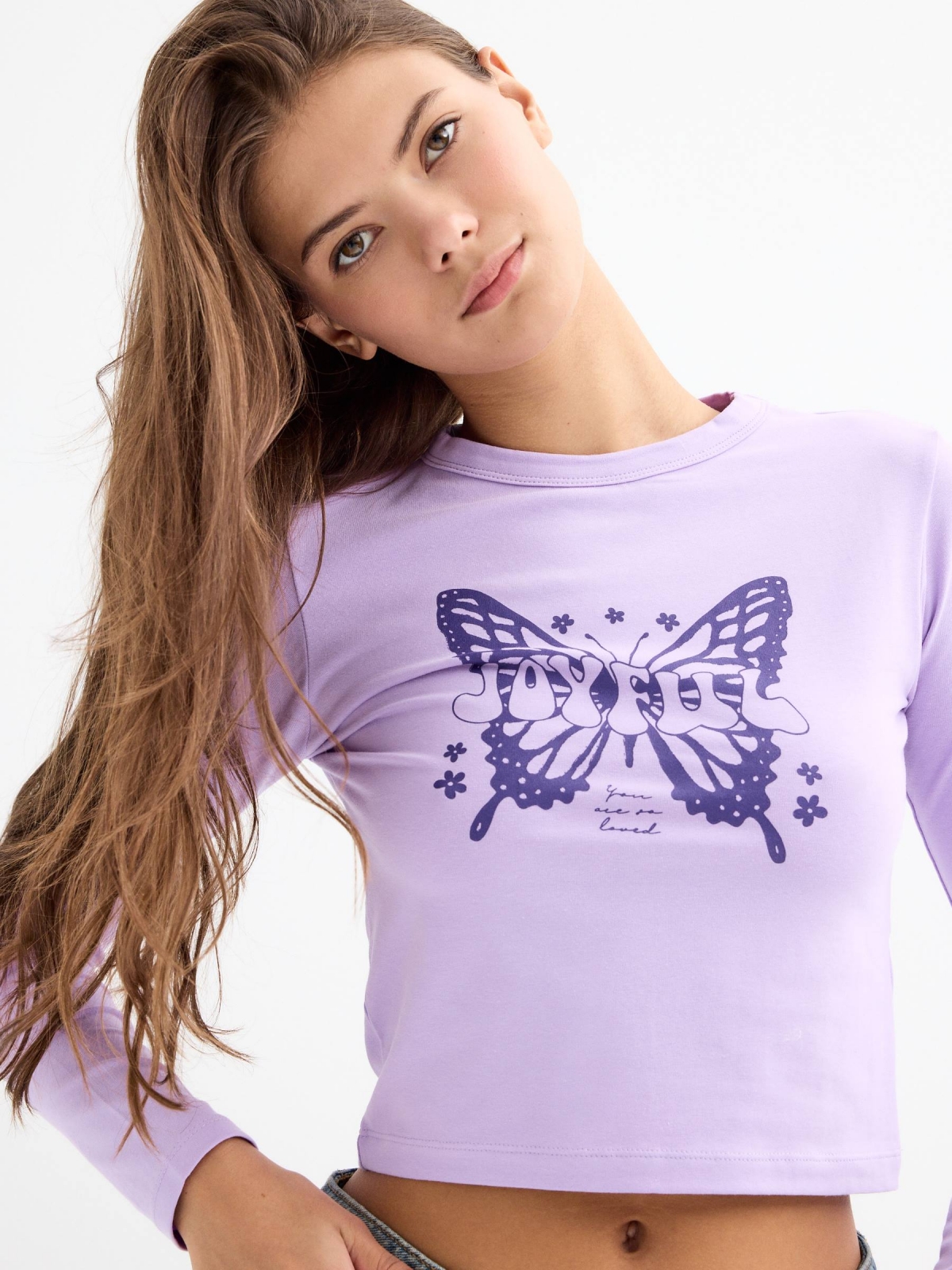  Camiseta crop print morada malva