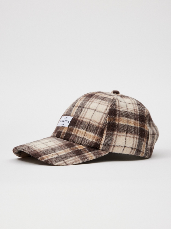 Plaid cap dark brown detail view