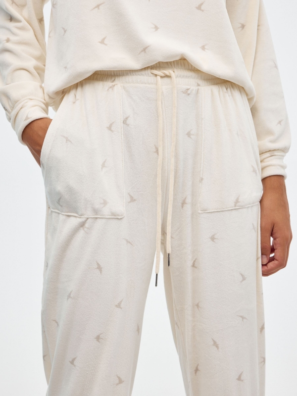 Velvet print pajamas off white detail view