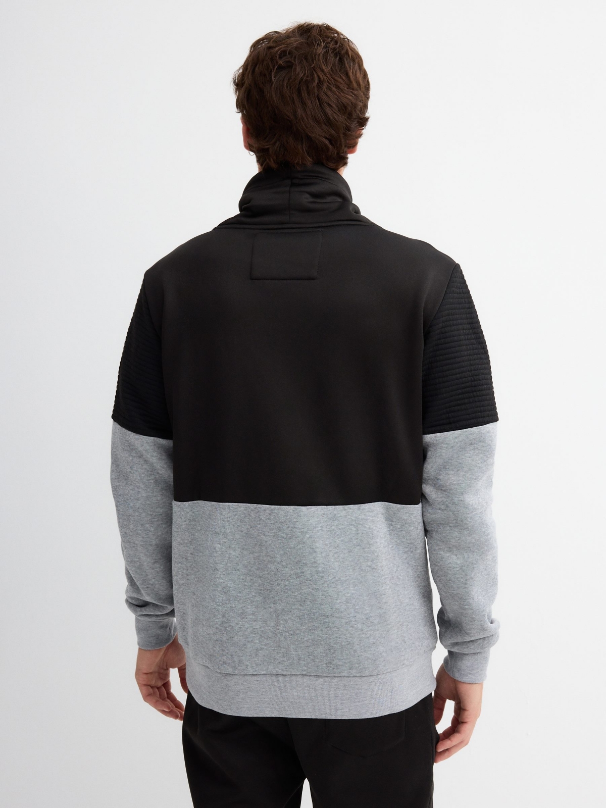 Sweatshirt Unit220 preto vista meia traseira