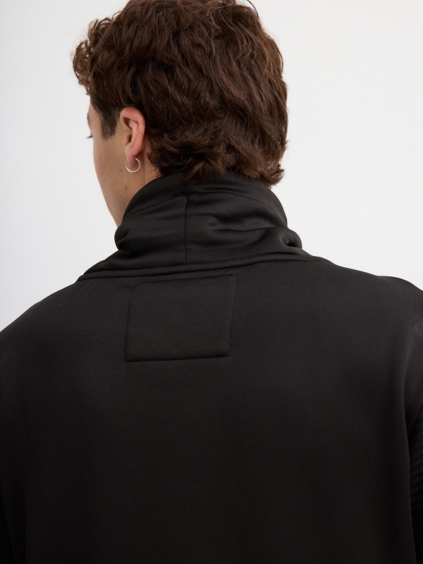 Sweatshirt Unit220 preto vista detalhe