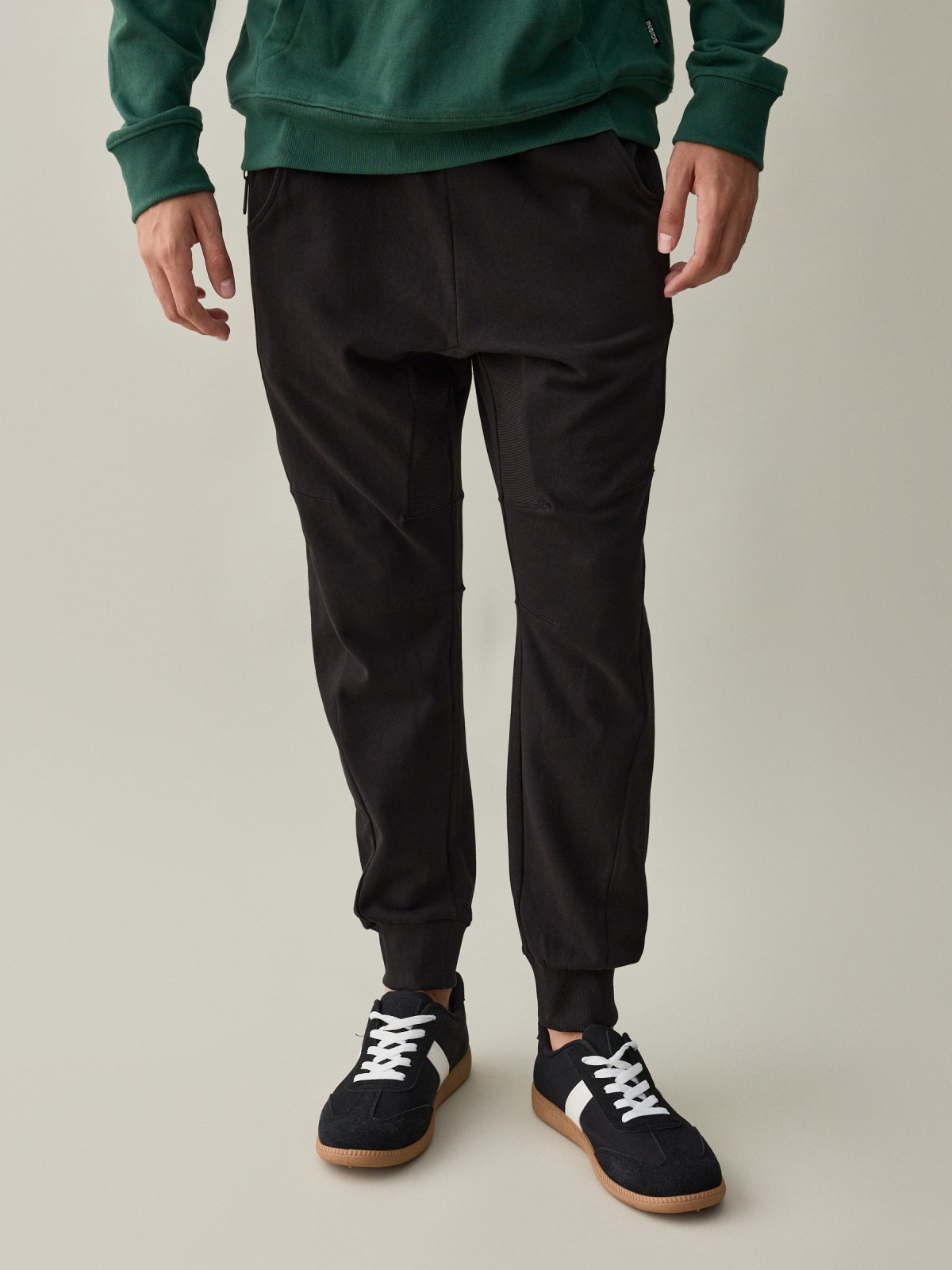 Jogger pants black middle front view