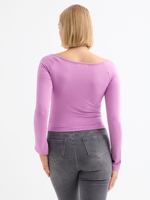 Raglan sleeve t-shirt purple middle back view