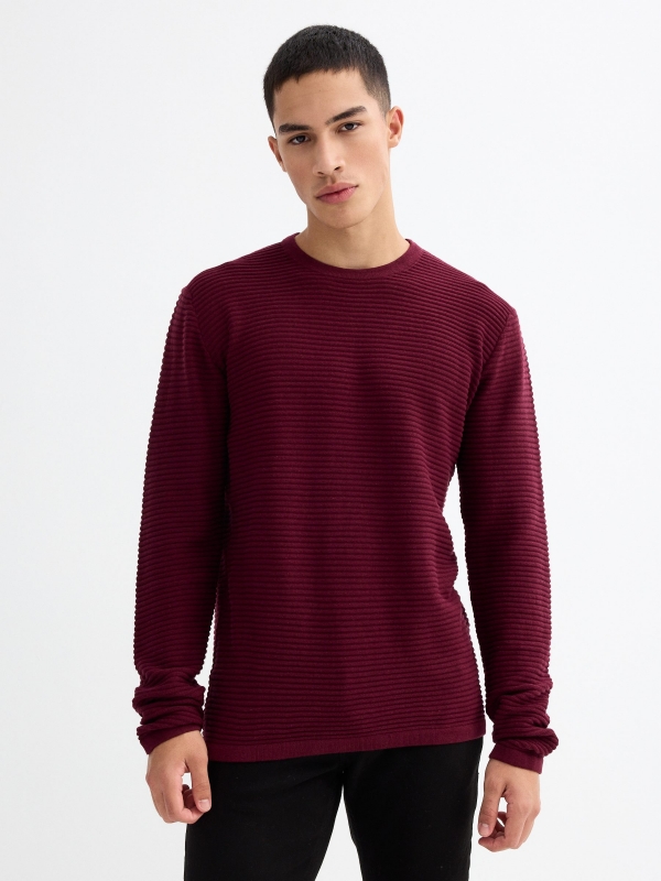 Basic ribbed sweater burgundy middle front view