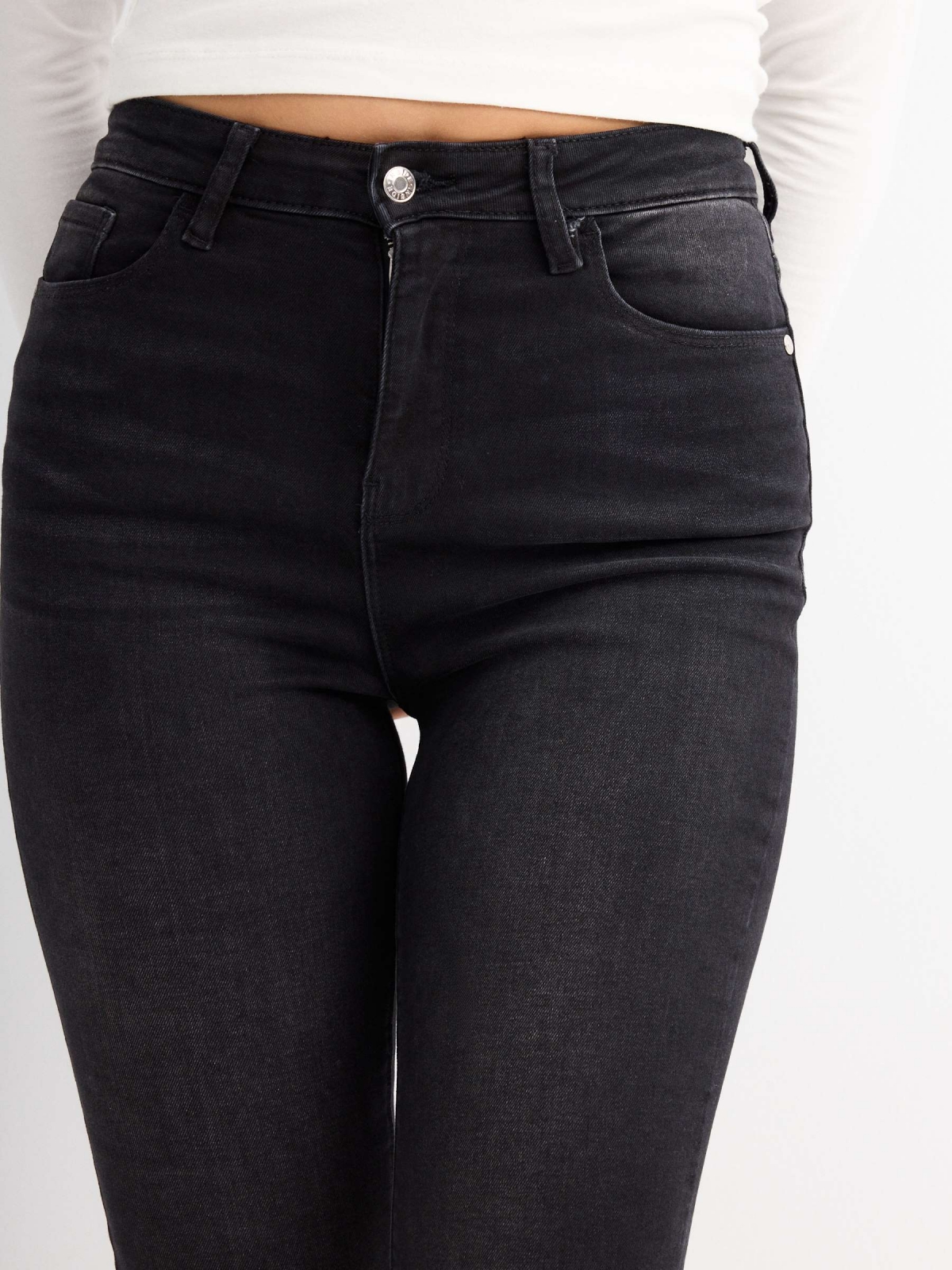 Jeans skinny tiro alto negros negro vista detalle