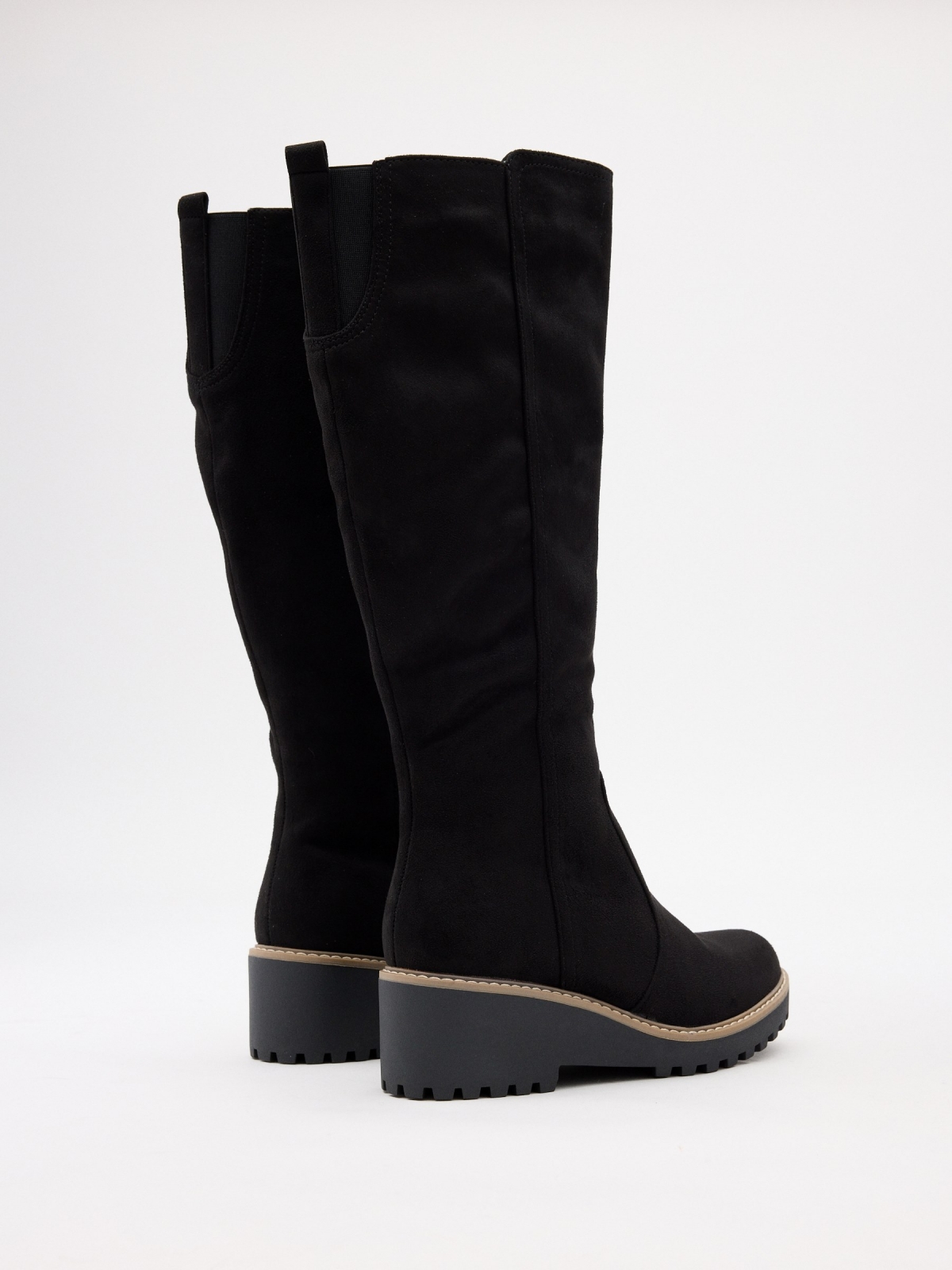 High boot with wedge black 45º back view