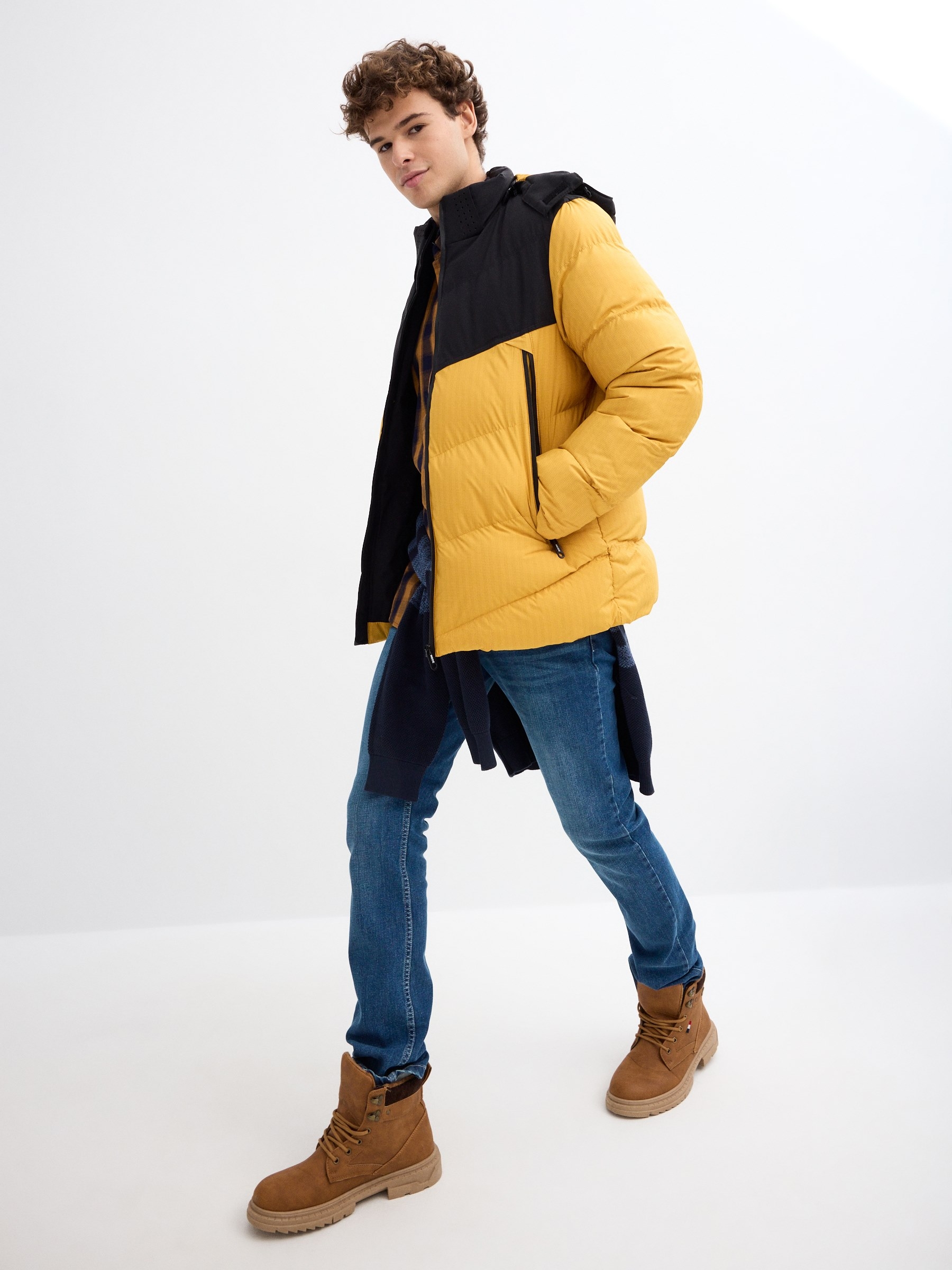 Block color quilted coat yellow middle front view