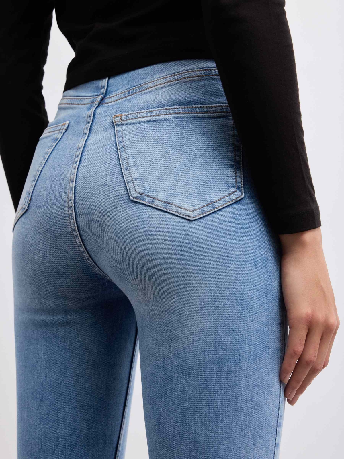 Denim skinny jeans high rise blue detail view