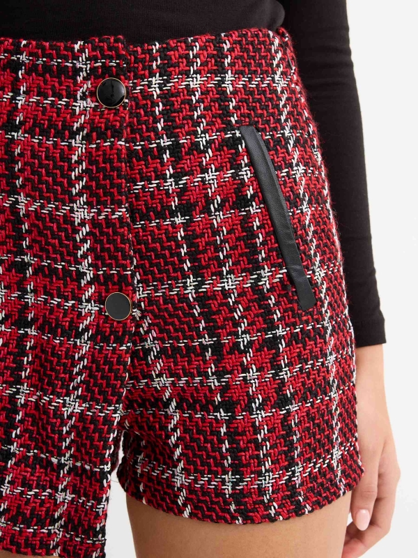 Tweed skort with buttons red detail view