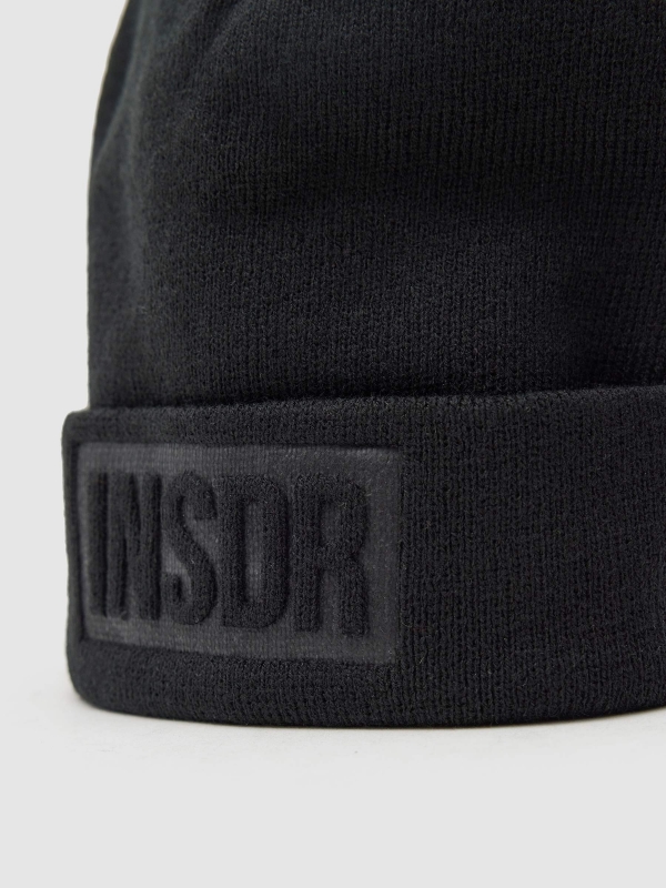 INSDR knitted cap black detail view