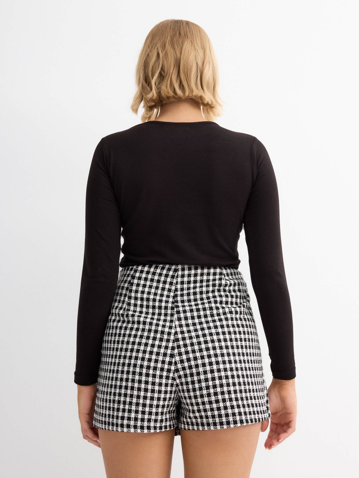 Skort abotonada tweed negro vista media trasera