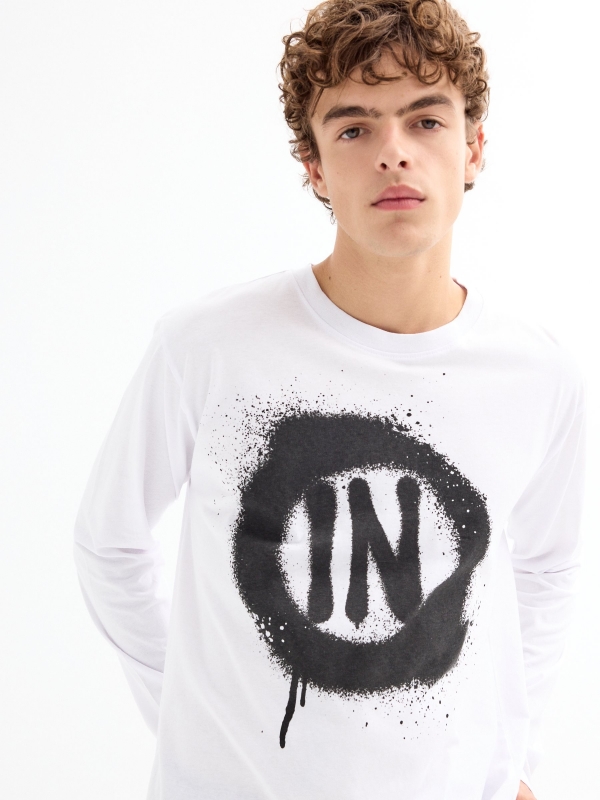  Camiseta INSIDE de graffiti blanco