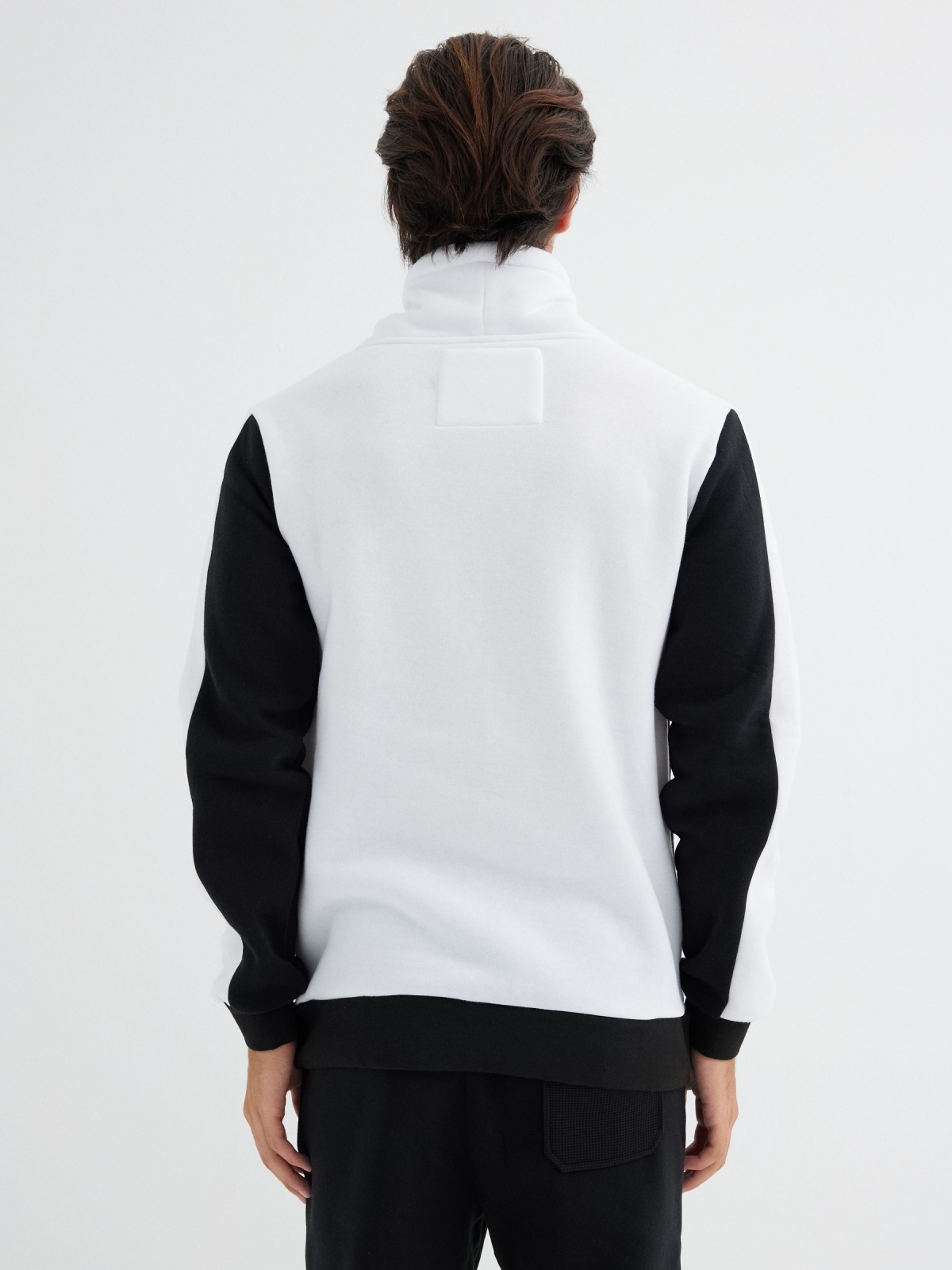 Fluid neck sweatshirt without hood white middle back view