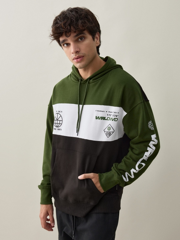 Sudadera pint grafica con color block verde oscuro vista media frontal