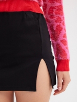 %Pto% Mini skirt with slit black