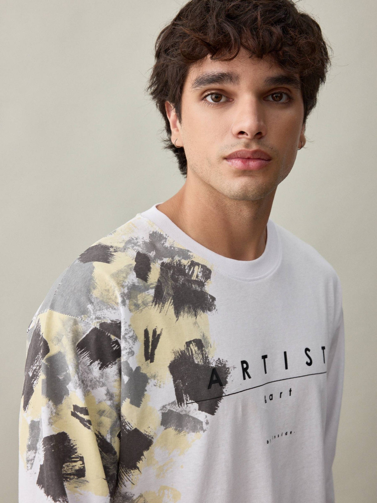 %New% T-shirt ARTIST branco