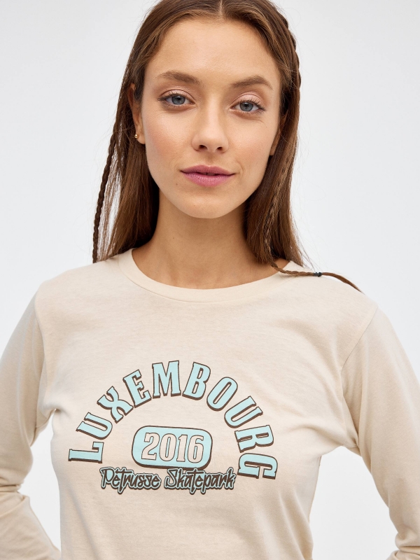 Camiseta Luxembourg arena vista detalle