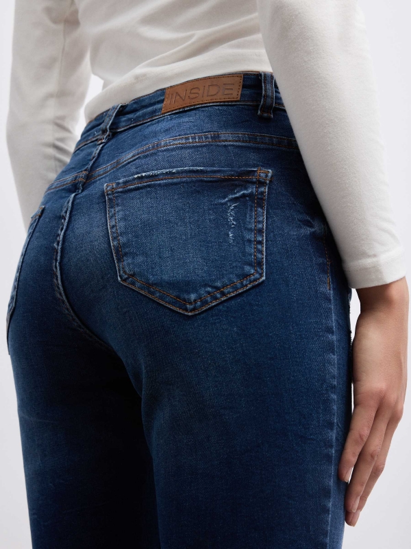 Mid rise skinny jeans blue detail view