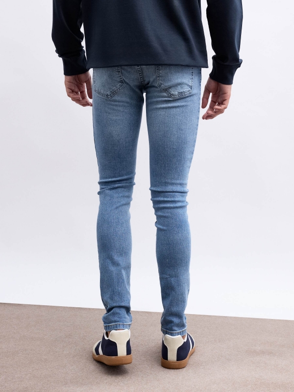 Jeans Super Slim modernos azul vista media trasera