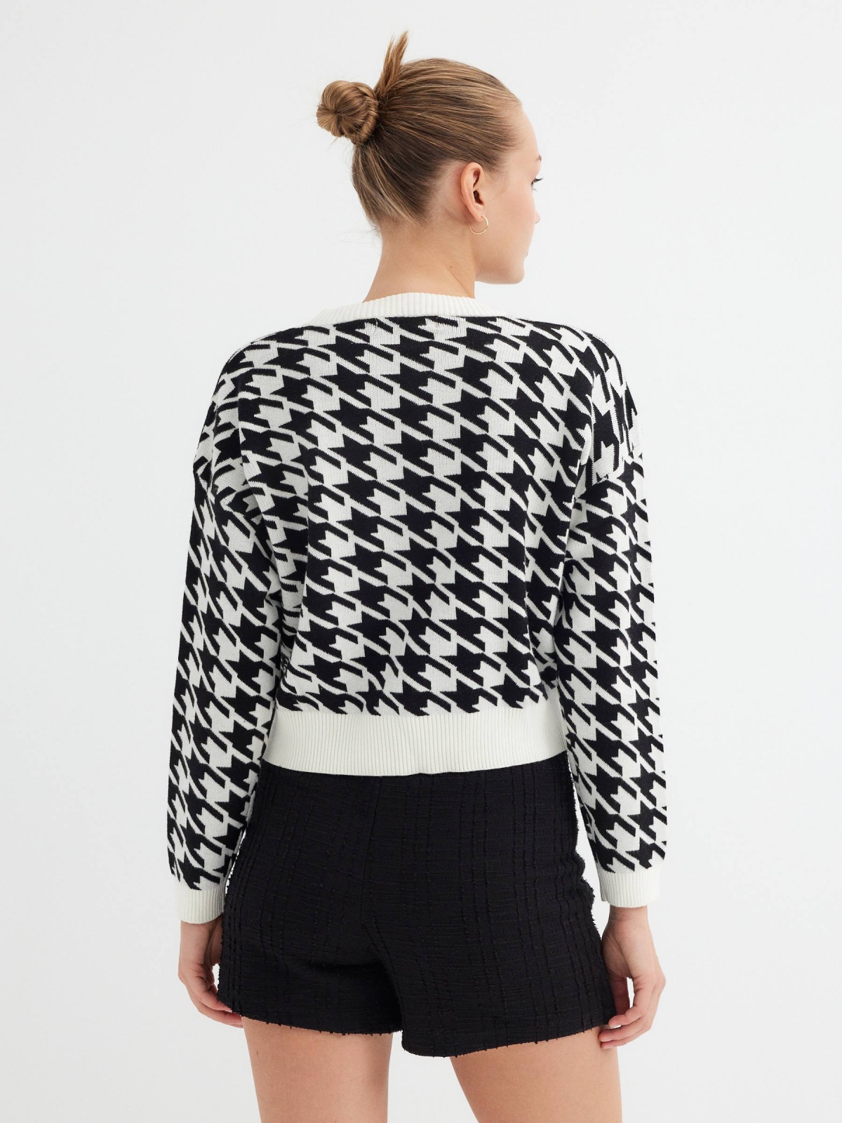 Houndstooth jacquard jumper black middle back view