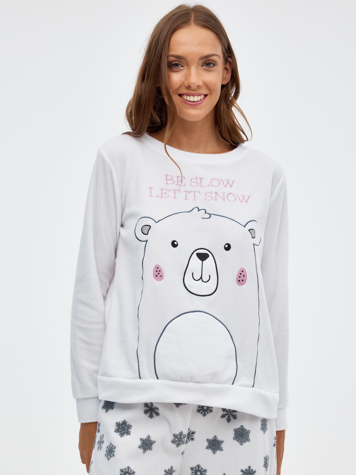 Pijama de urso polar branco vista meia frontal