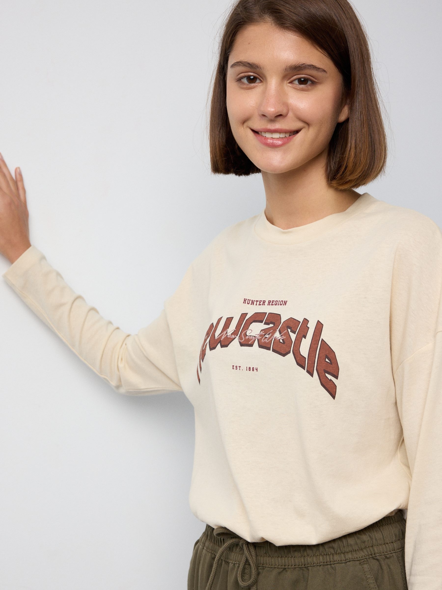 T-shirt Newcastle areia vista meia frontal