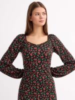 %Pto% Vestido maxi decote coração floral preto
