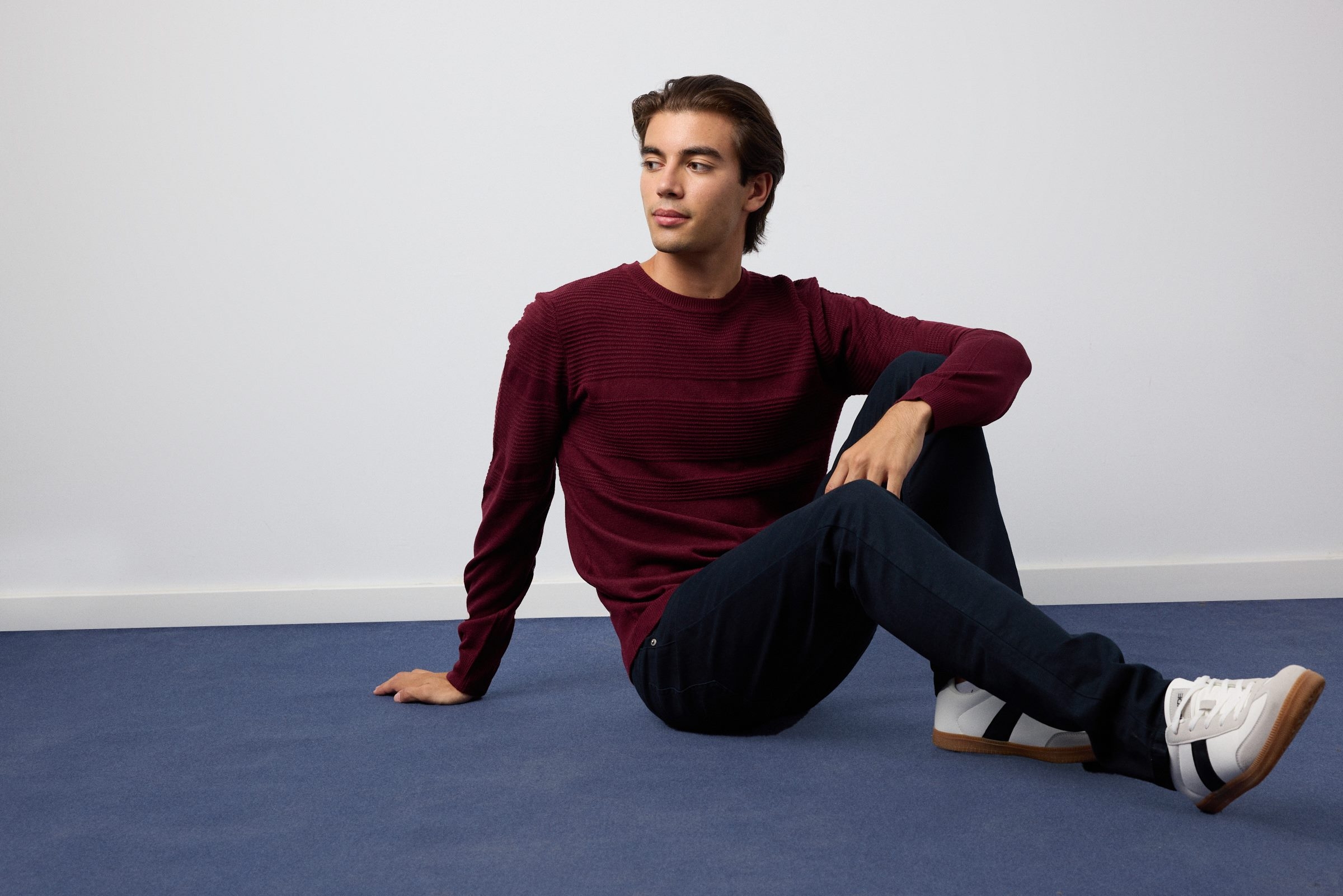 Embossed striped jumper burgundy middle front view