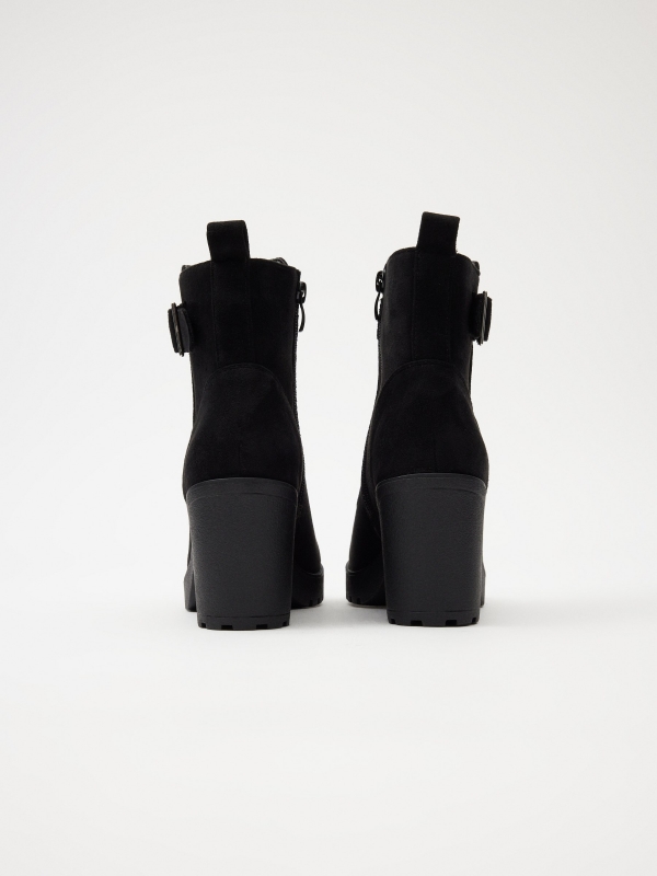 Ankle boot with buckle and wide heel black detail view