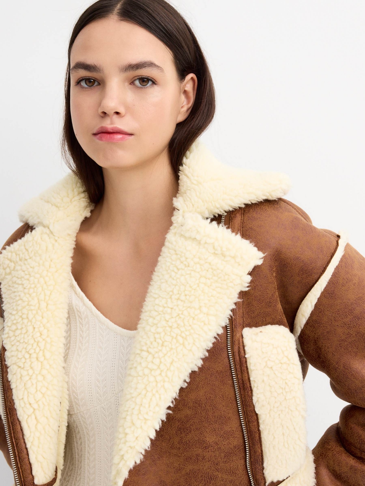 Aviator jacket sheep sheepskin brown detail view