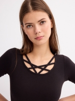 %Pto% Camiseta slim escote con tiras negro