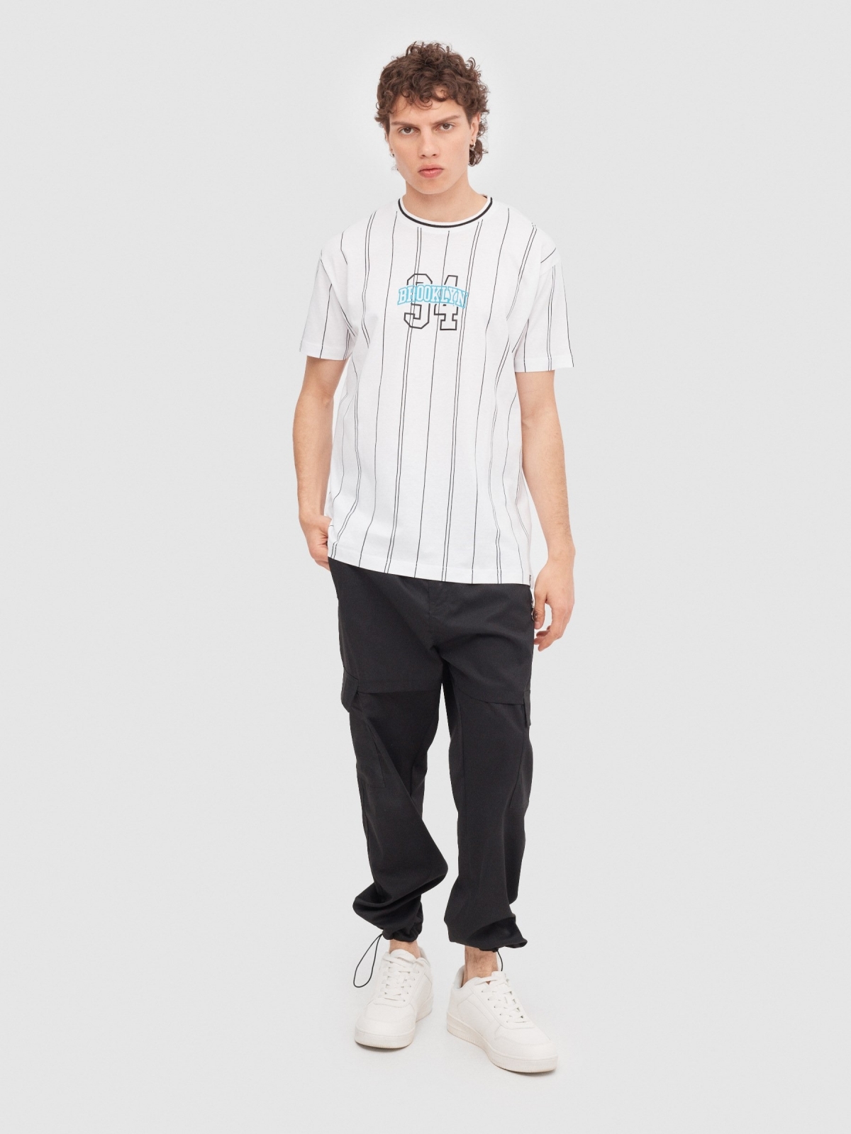 T-shirt de basebol branco vista geral frontal