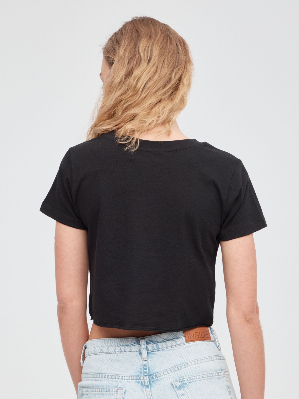 Camiseta Yourself Priority negro vista media trasera