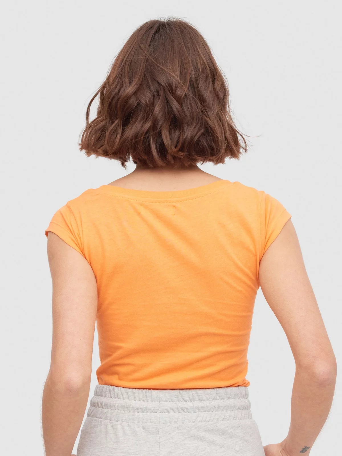 Bloom t-shirt salmon middle back view