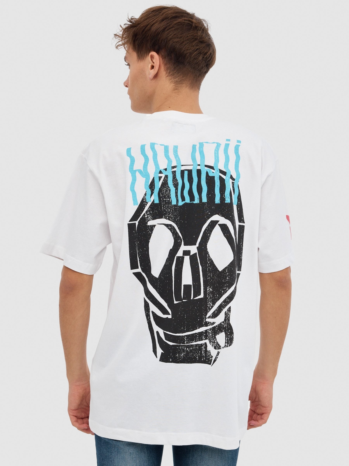 Camiseta calavera Hawaii blanco vista media trasera