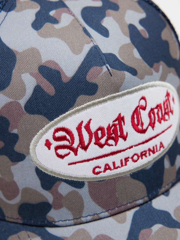 Camouflage trucker cap blue detail view