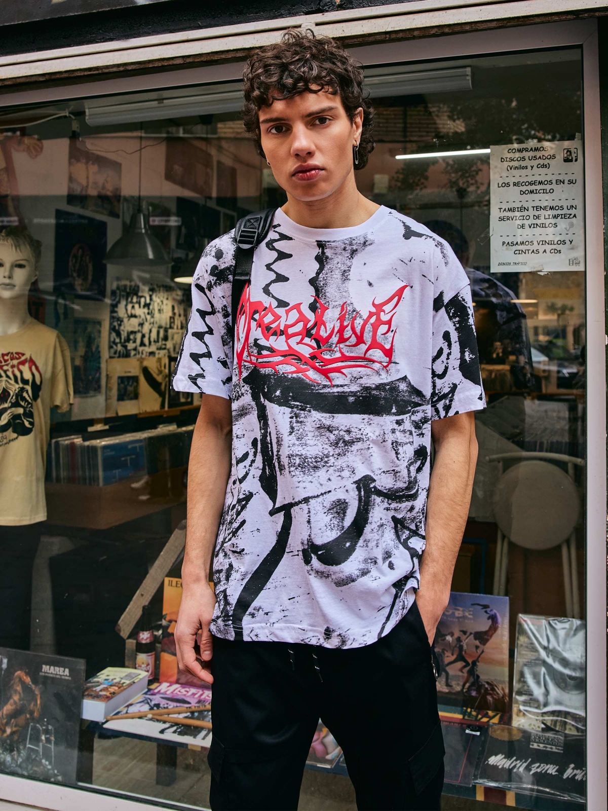 %New% Camiseta urban contraste blanco